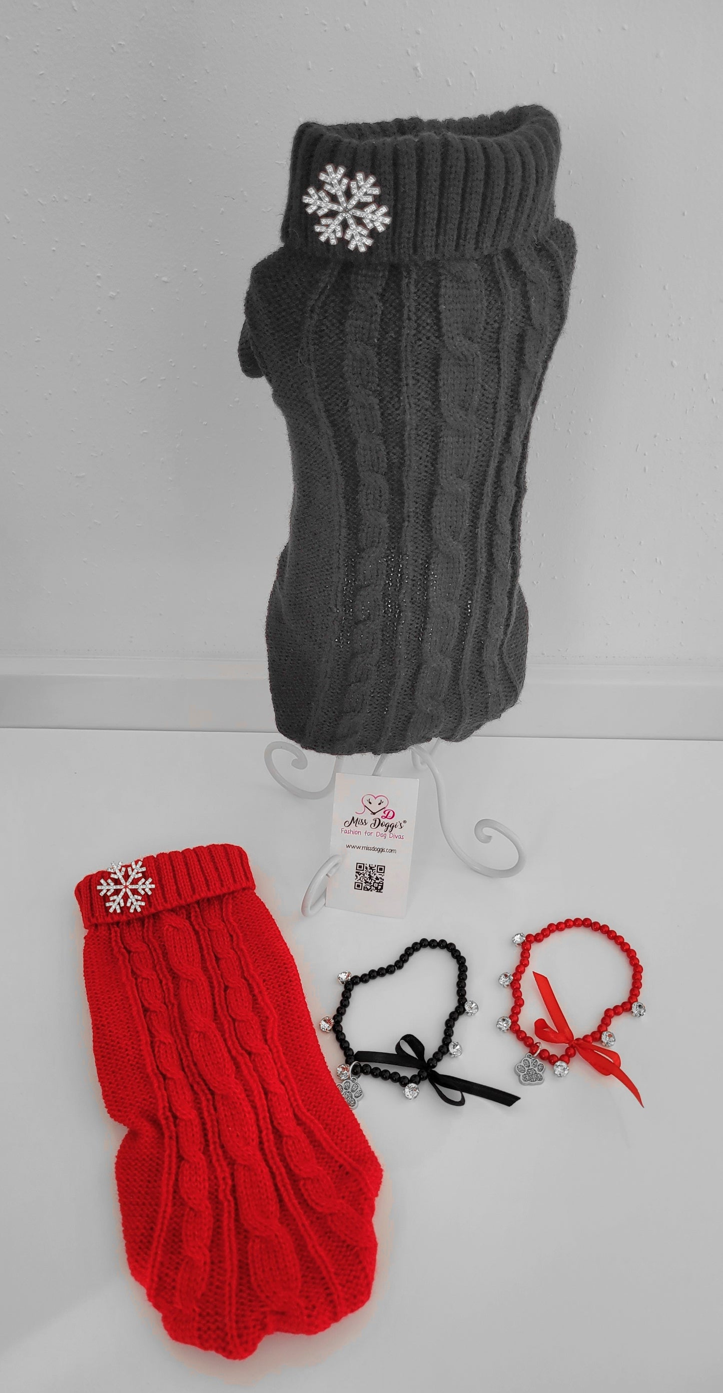 Pulcsi Red Crystal