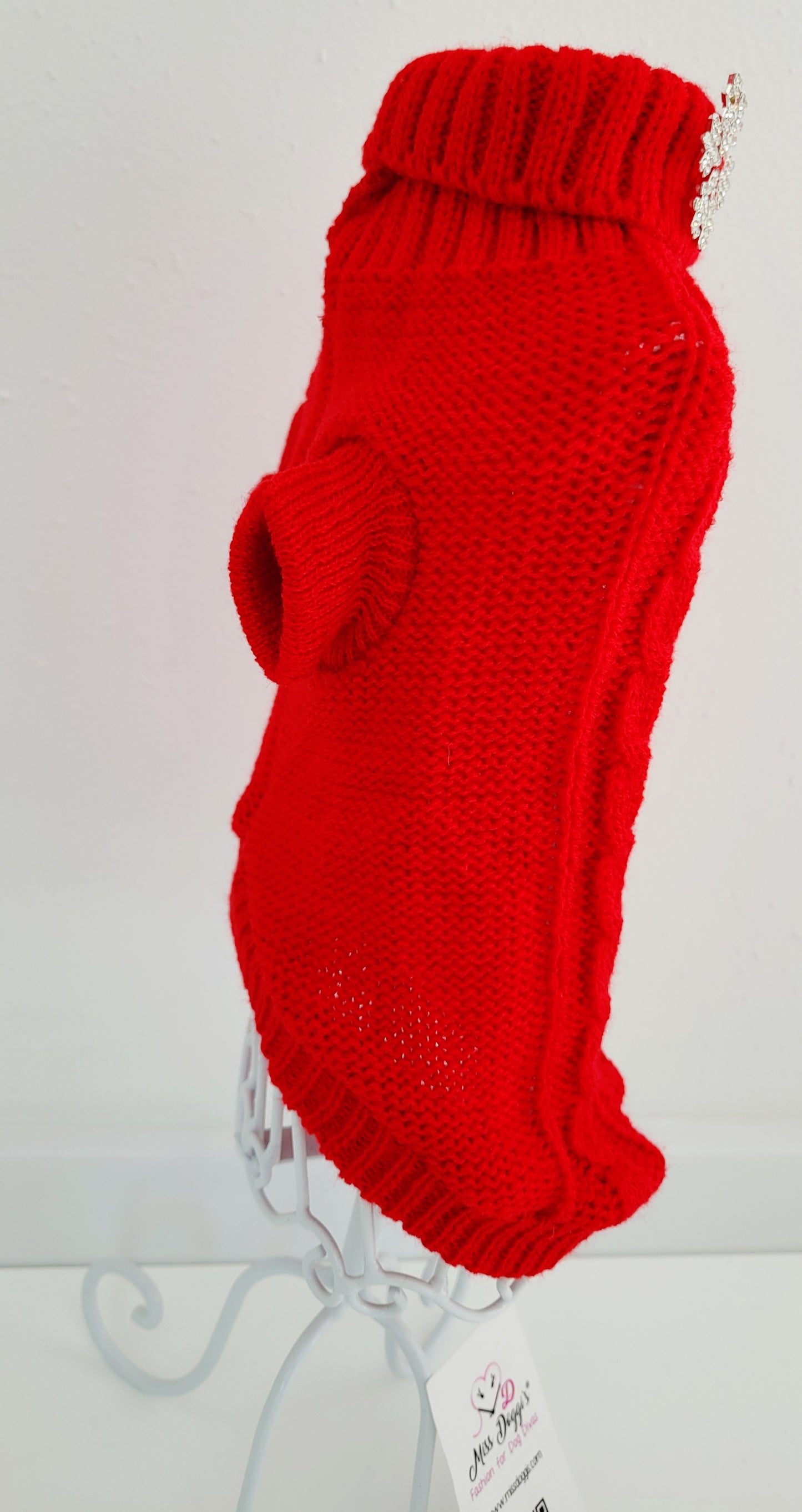 Pulcsi Red Crystal